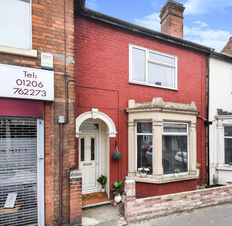 Villa The White Rose Crown, Free Parking & Wifi, 10Beds Colchester Esterno foto